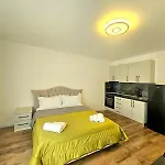 Apartament Dea's Golem (Tirana)