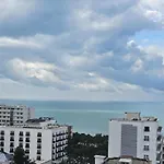 Dea's Apartament Golem (Tirana)