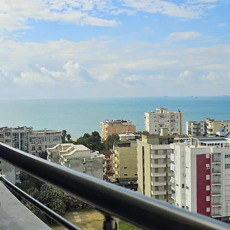 Dea's Appartement Golem (Tirana)