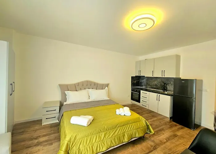 Apartment Dea's Golem (Tirana)