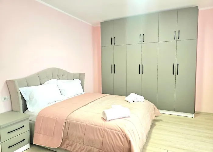 Apartment Dea's Golem (Tirana)